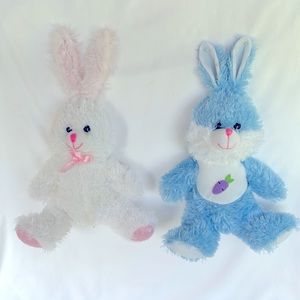 NWOT Set Of 2 Adorable Plus Easter Bunny White & Blue
